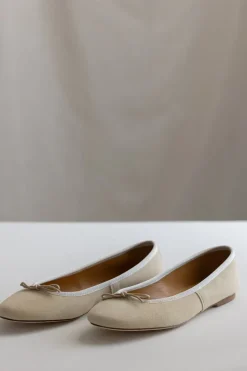 Ballerina - Capri Suede Vanilla Cremin