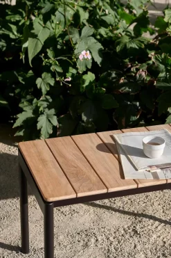 Benk - Ville AV27 40x110 Warm Black