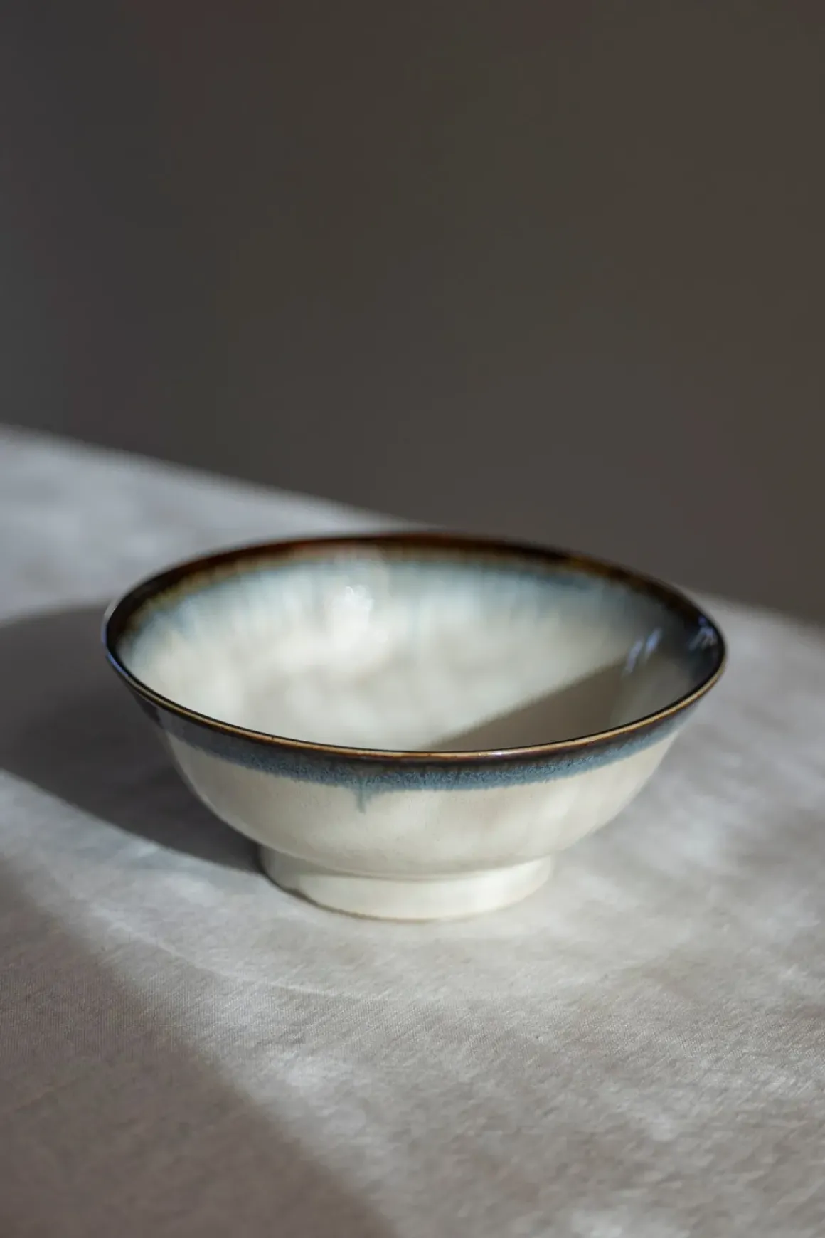 Bolle - Japansk Keramikk Dia21xH8,5cm Hvit M/Blå Kant