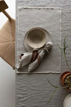 Bordbrikke - Pacific 35x50cm Flax