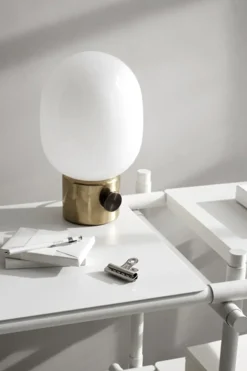 Bordlampe - JWDA Mirror Polished Brass