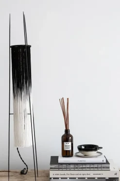 Bordlampe - Kiki Sort/Hvit L17 W17 H85