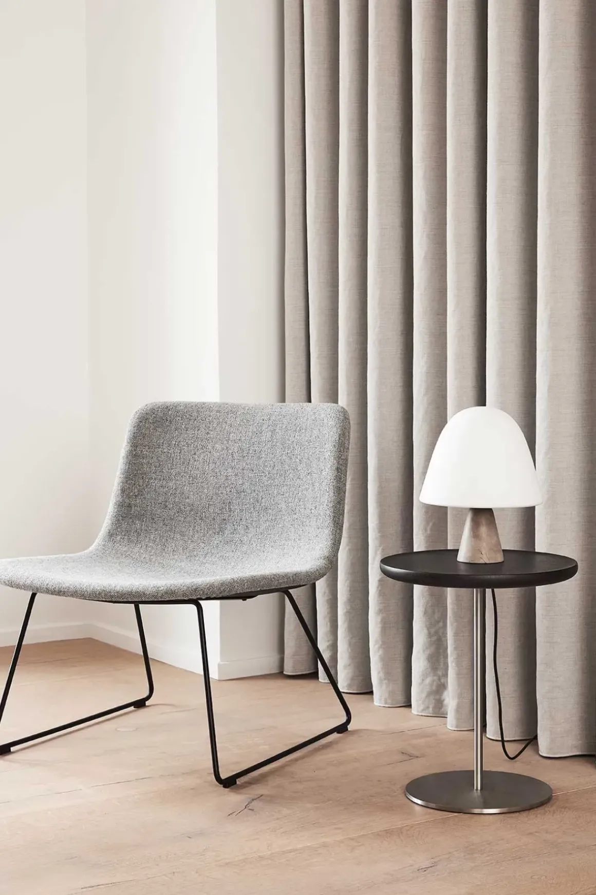 Bordlampe - Meadow 8115 Hvit Opalglass