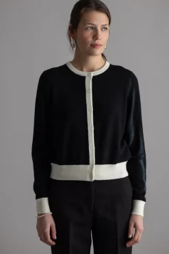 Cardigan - Classic Merino Cardigan Black Cream