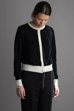 Cardigan - Classic Merino Cardigan Black Cream
