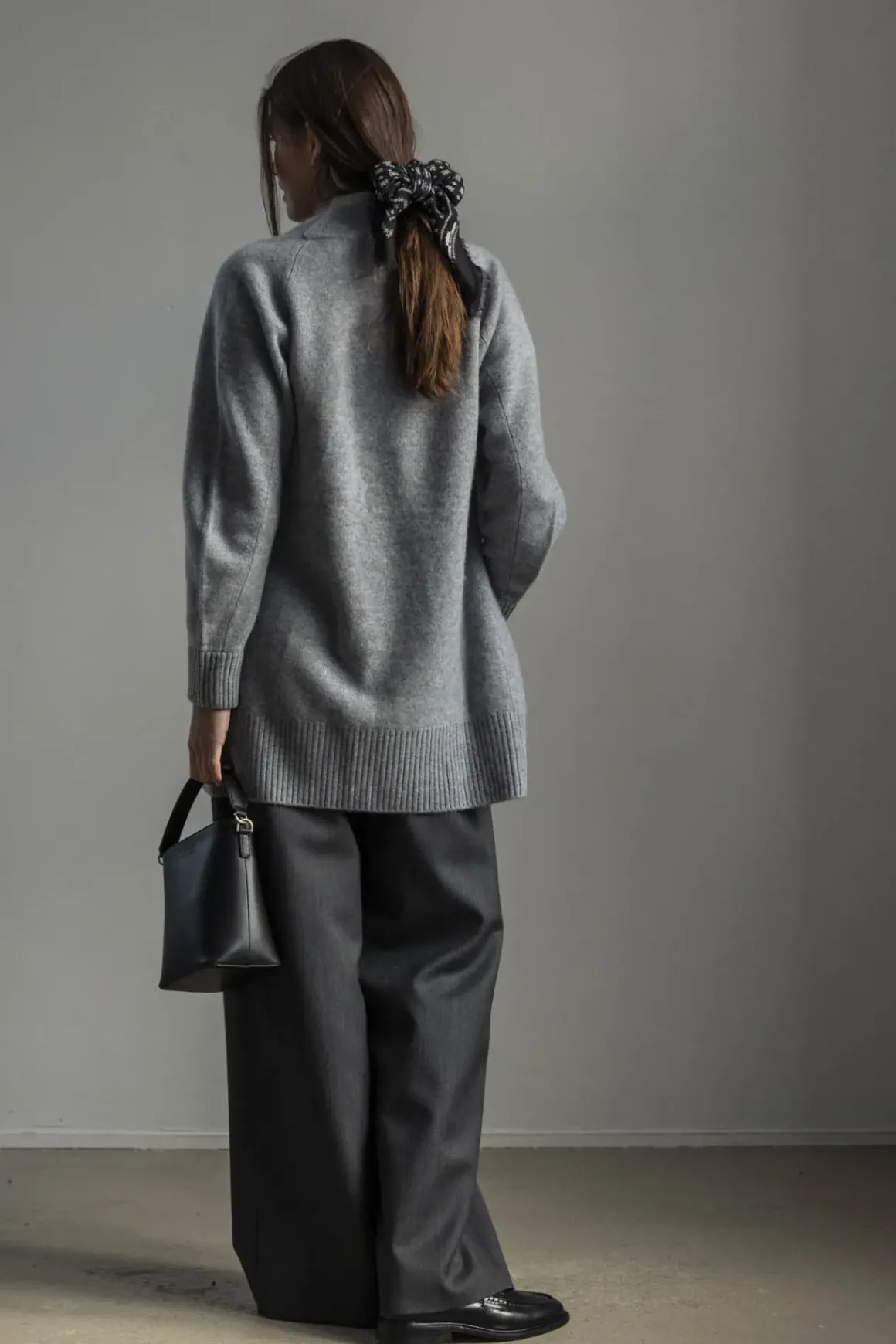 Cardigan - Shawl Collar Grey