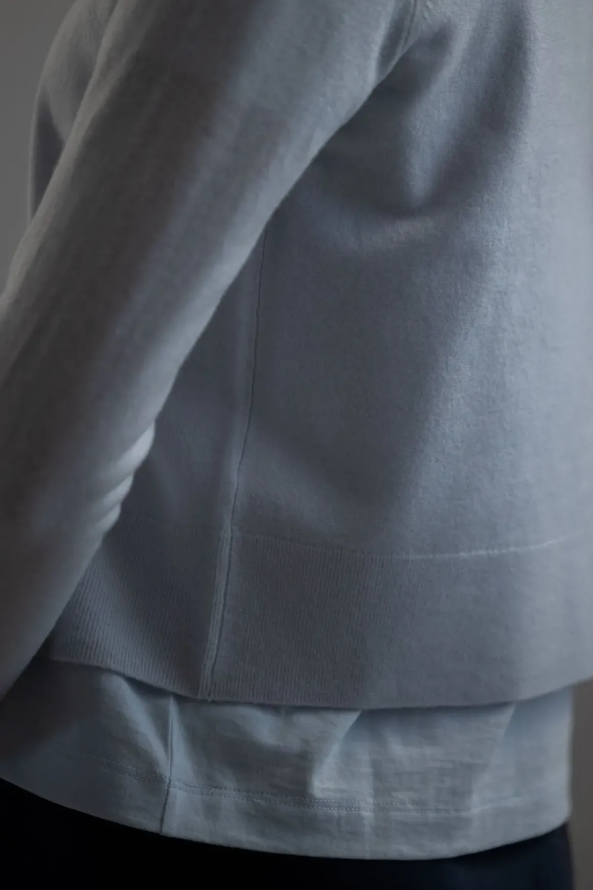 Cardigan - Tipped Half Moon