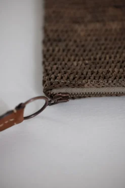 Clutch - Ampy Dark Tea