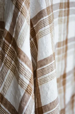 Duk - Caramel Checks