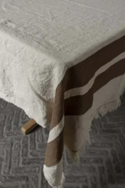 Duk - The Belgian Table Throw Railway