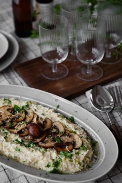 Fat - Porselen 25x42cm Vanilje