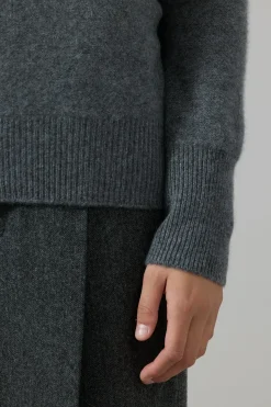 Genser - Funnel Graphite