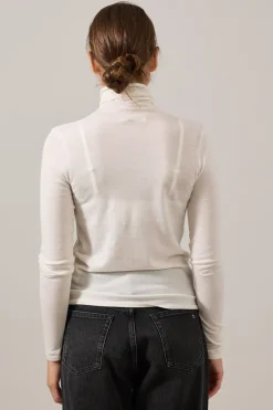 Genser - Korinella Merino Light Ivory