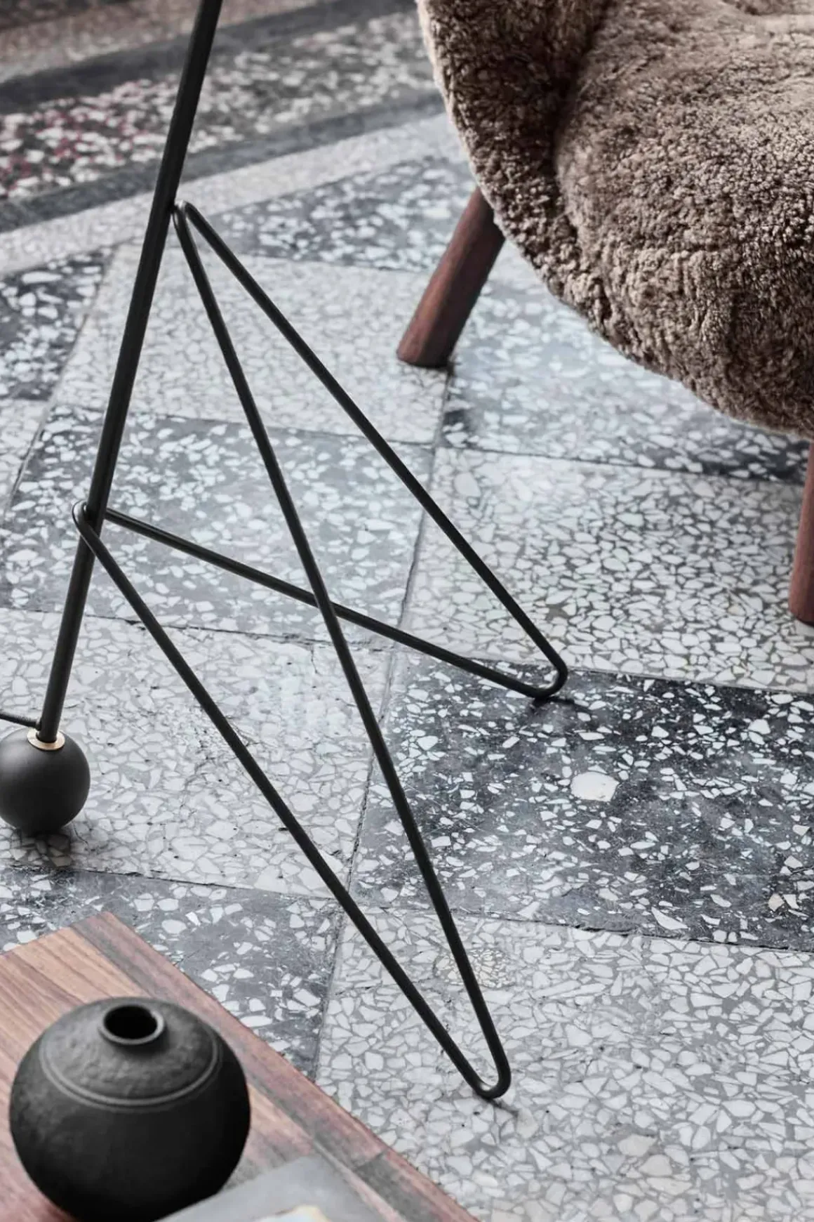 Gulvlampe - Tripod HM8 Black