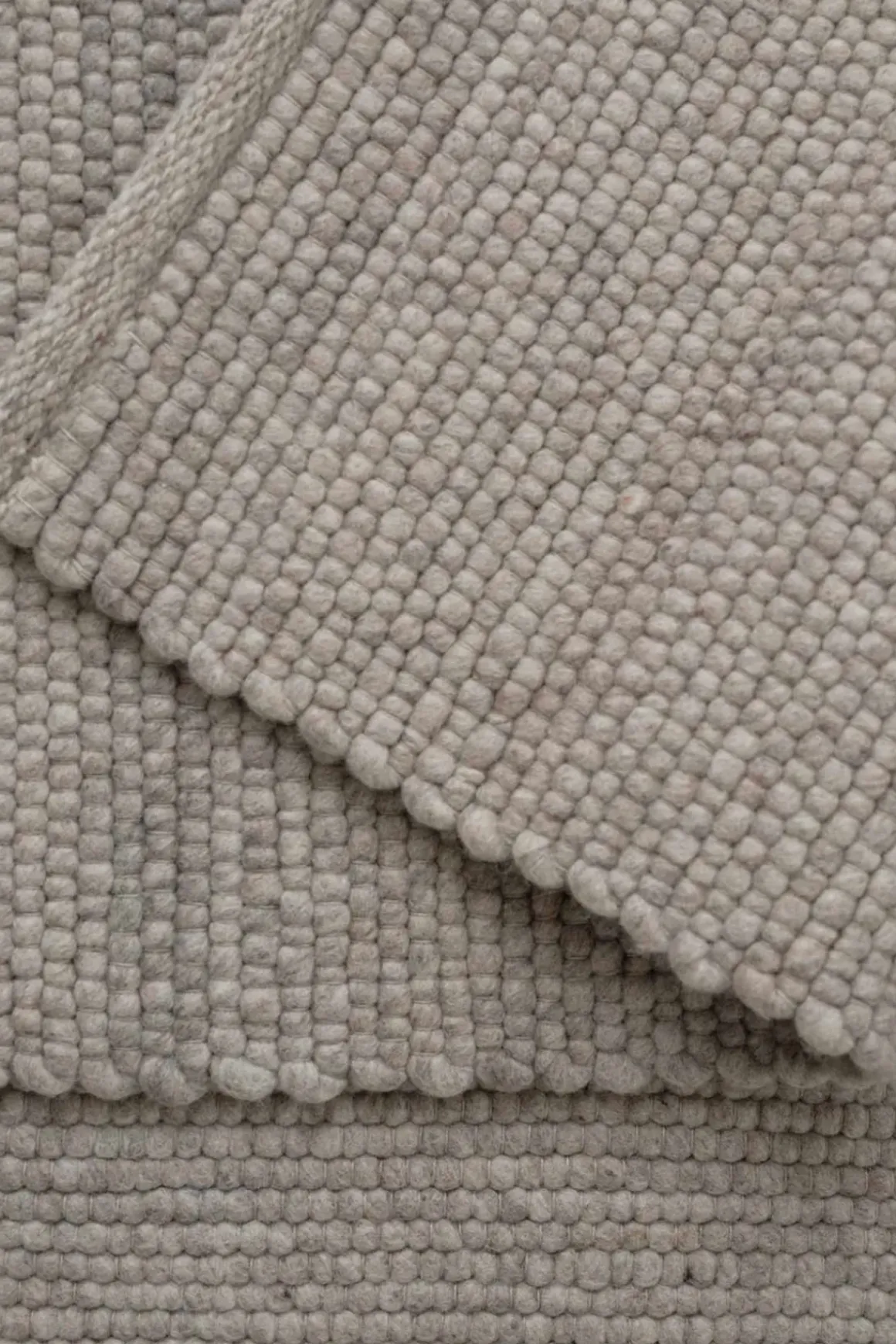 Gulvteppe - Agner Light Grey