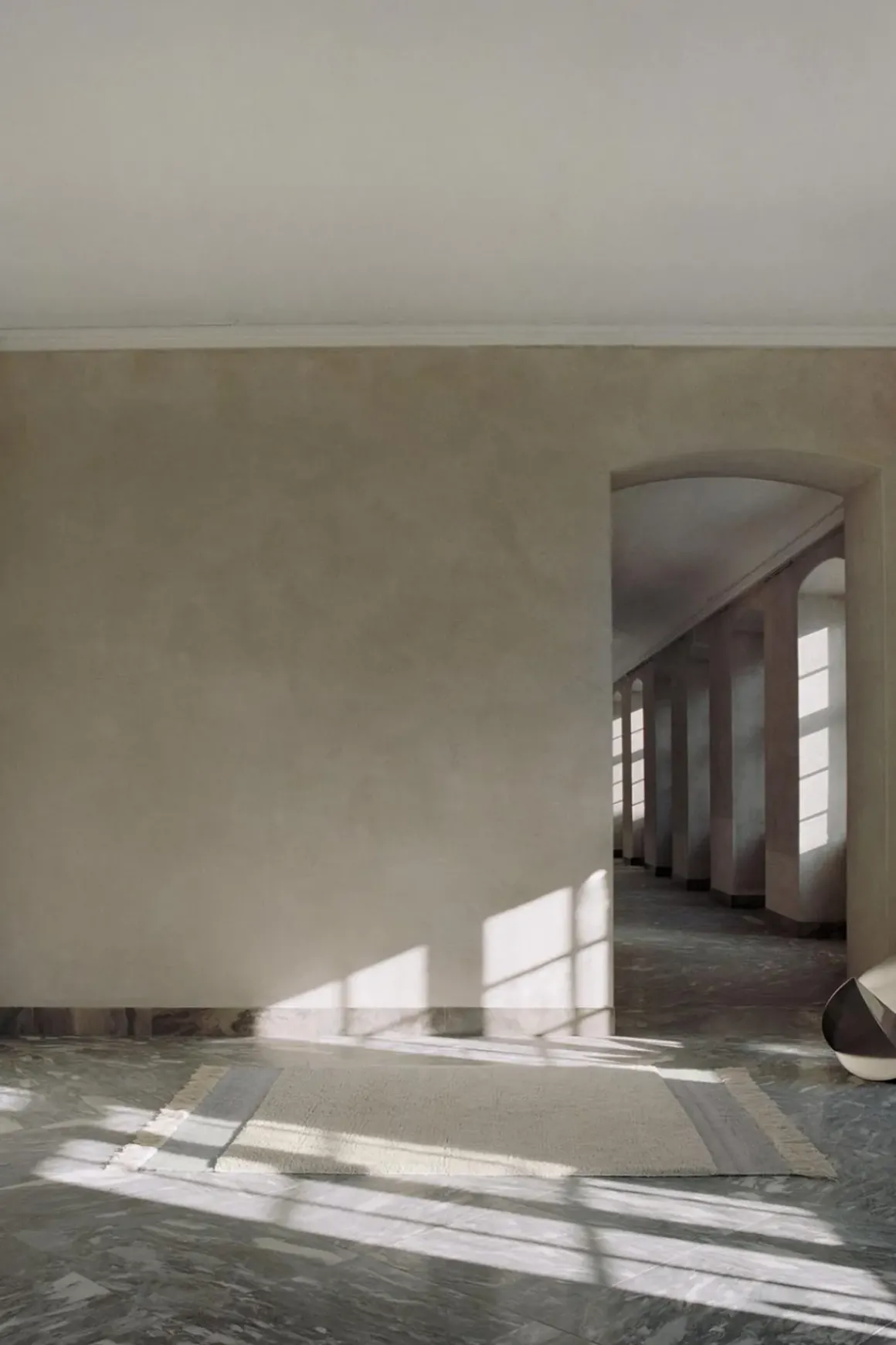 Gulvteppe - Humble Act Ivory