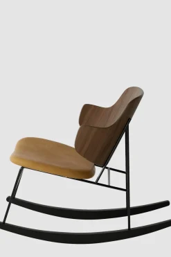 Gyngestol - The Penguin Rocking Chair Dakar 250, Black Steel, Walnut