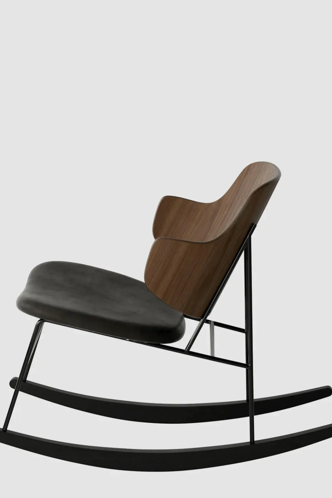 Gyngestol - The Penguin Rocking Chair Dakar 842, Black Steel, Walnut