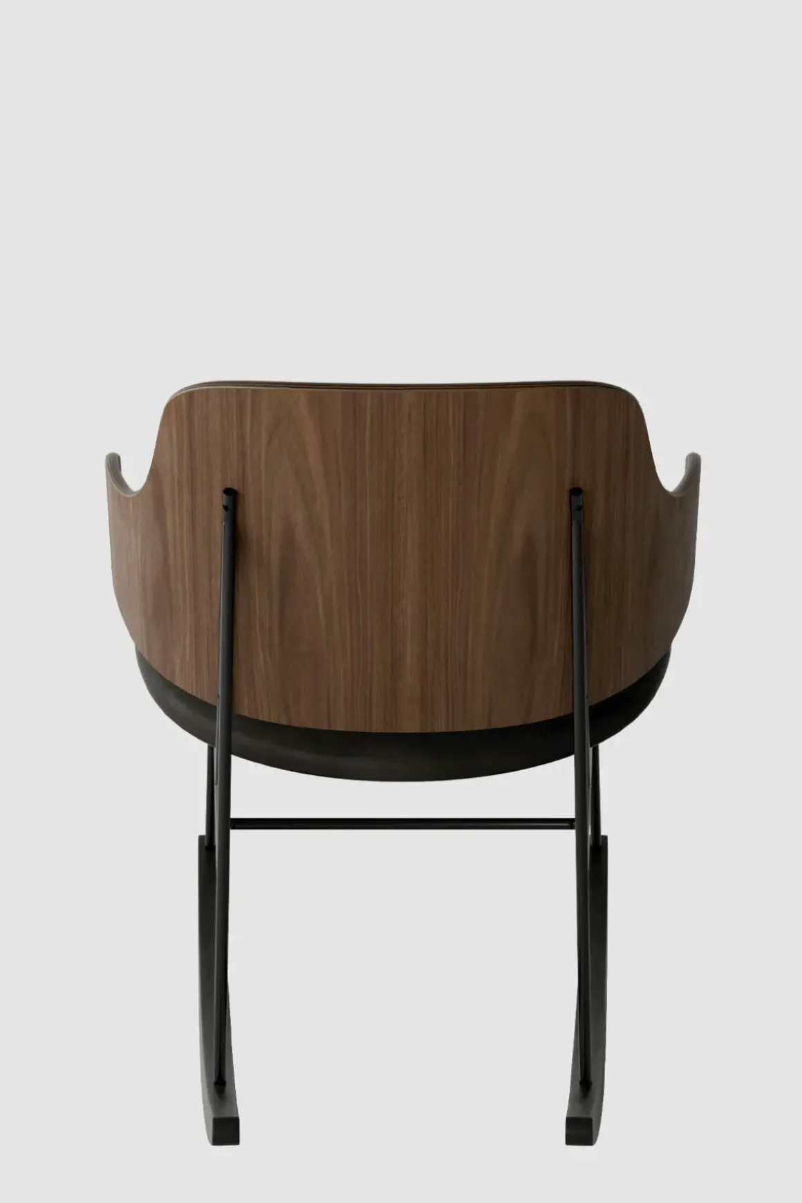 Gyngestol - The Penguin Rocking Chair Dakar 842, Black Steel, Walnut