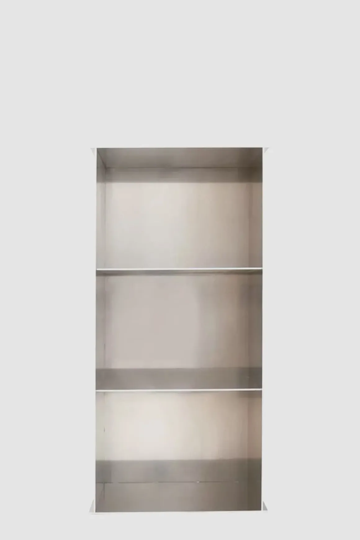 Hylle - Rivet Case H48,1cm L98,3cm Aluminium