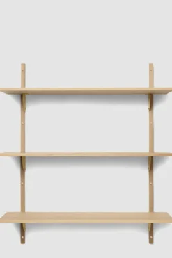 Hylle - Sector Triple Wide Natural Oak/Brass