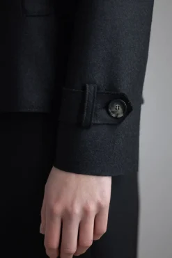 Jakke - Cropped Trench Light Pressed Wool