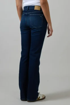 Jeans - Peyton Mid-Rise Bootcut Branson