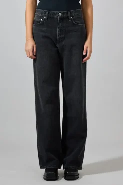 Jeans - Shea High-Rise Straight Black Stained