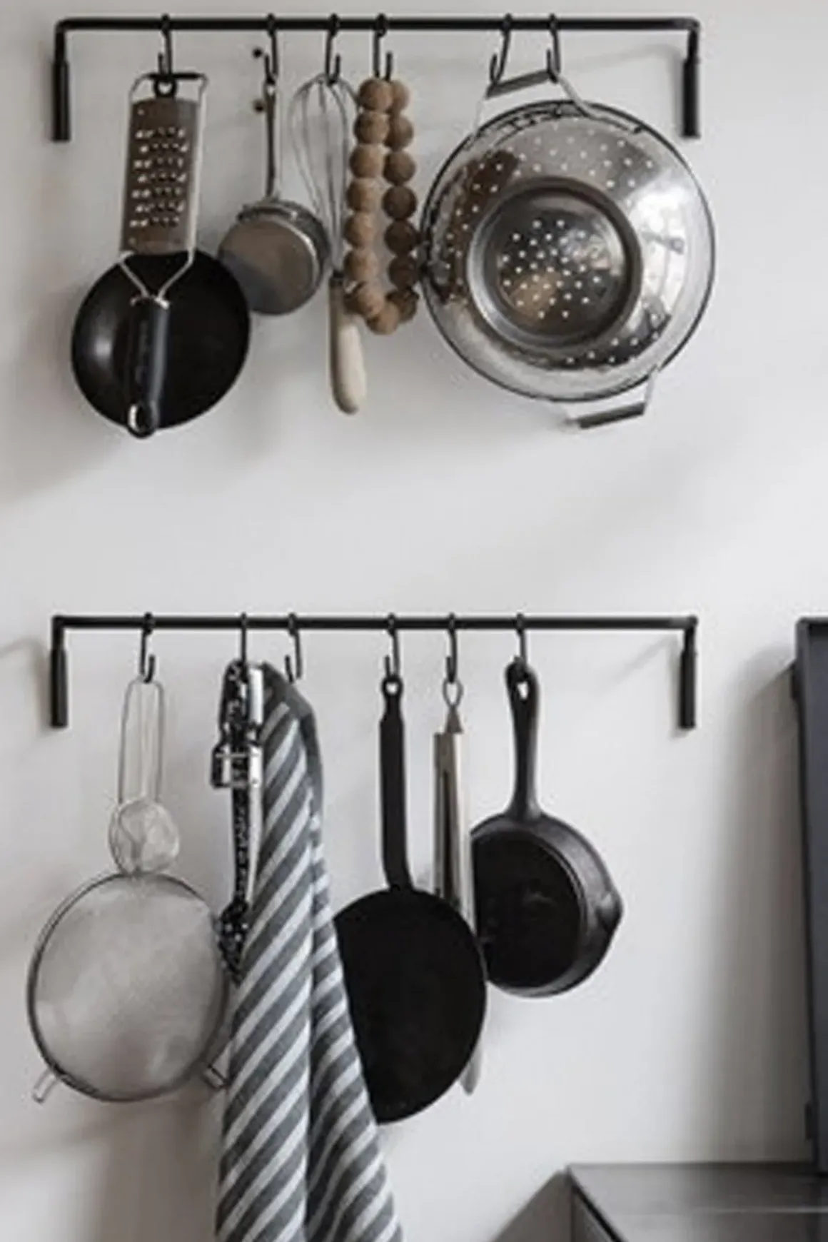 Knaggrekke - 6 knagger Black