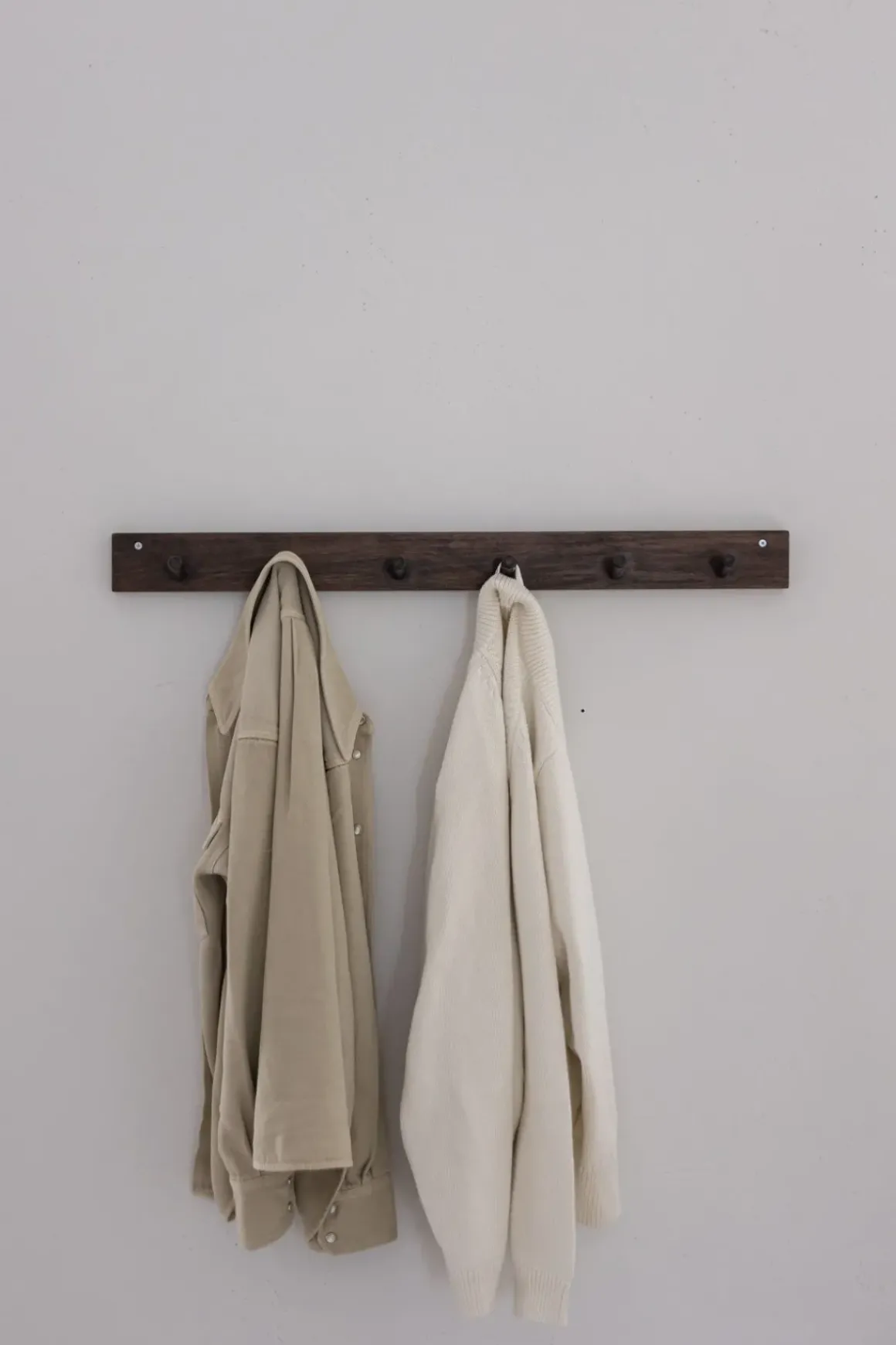 Knaggrekke - 6 knagger 80cm Brun/Sort