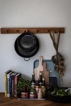 Knaggrekke - 6 knagger 80cm Teak