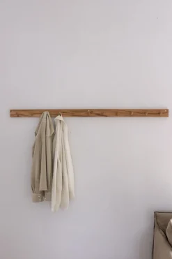 Knaggrekke - 11 knagger Teak