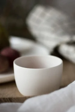 Kopp - Base Coffee u/Hank Hvit