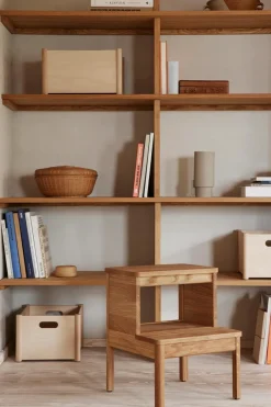 Krakk - A Line Step Stool Oljet Eik