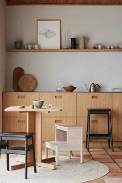 Krakk - A Line Step Stool Hvitoljet Eik