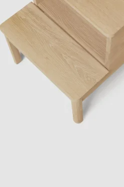 Krakk - A Line Step Stool Hvitoljet Eik