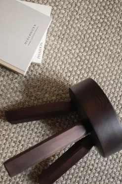 Krakk - AML Stool dia30,5xh31 Dark Pine