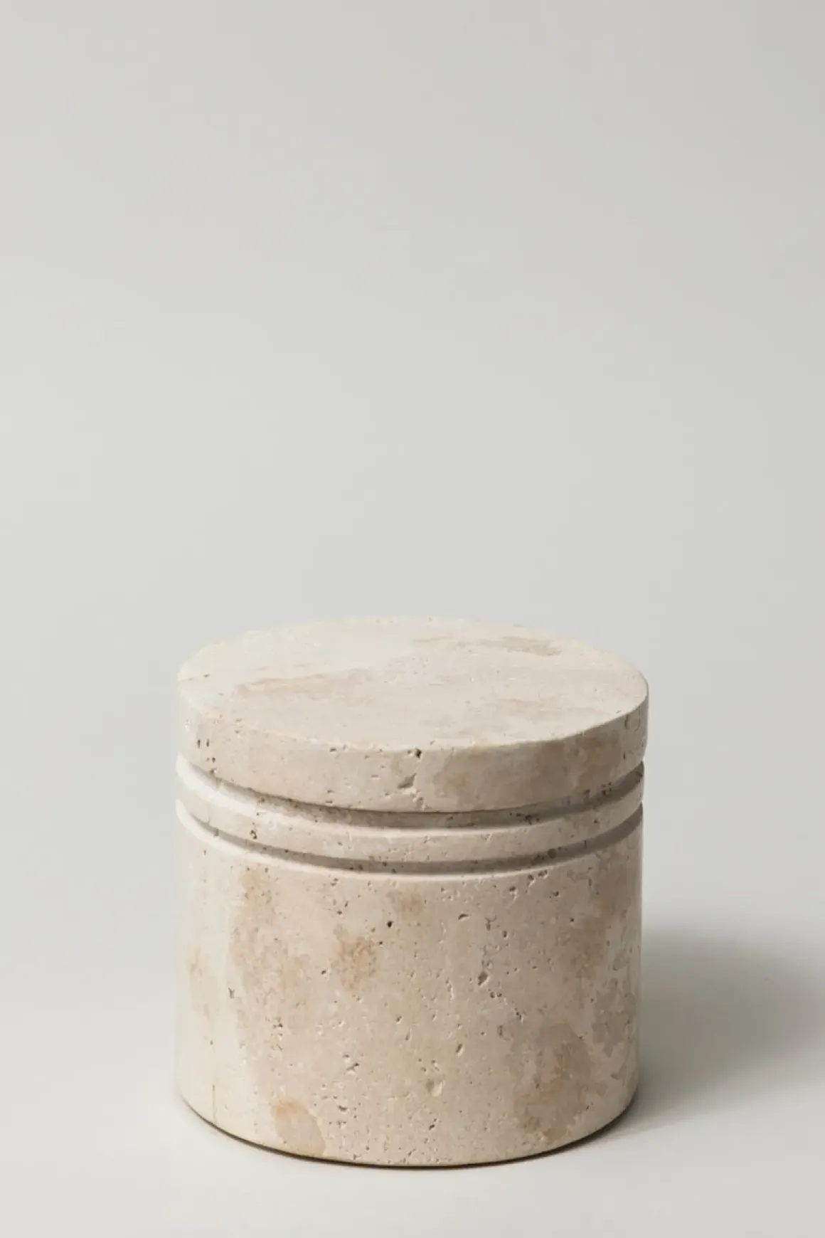 Krukke - Travertine M/Lokk