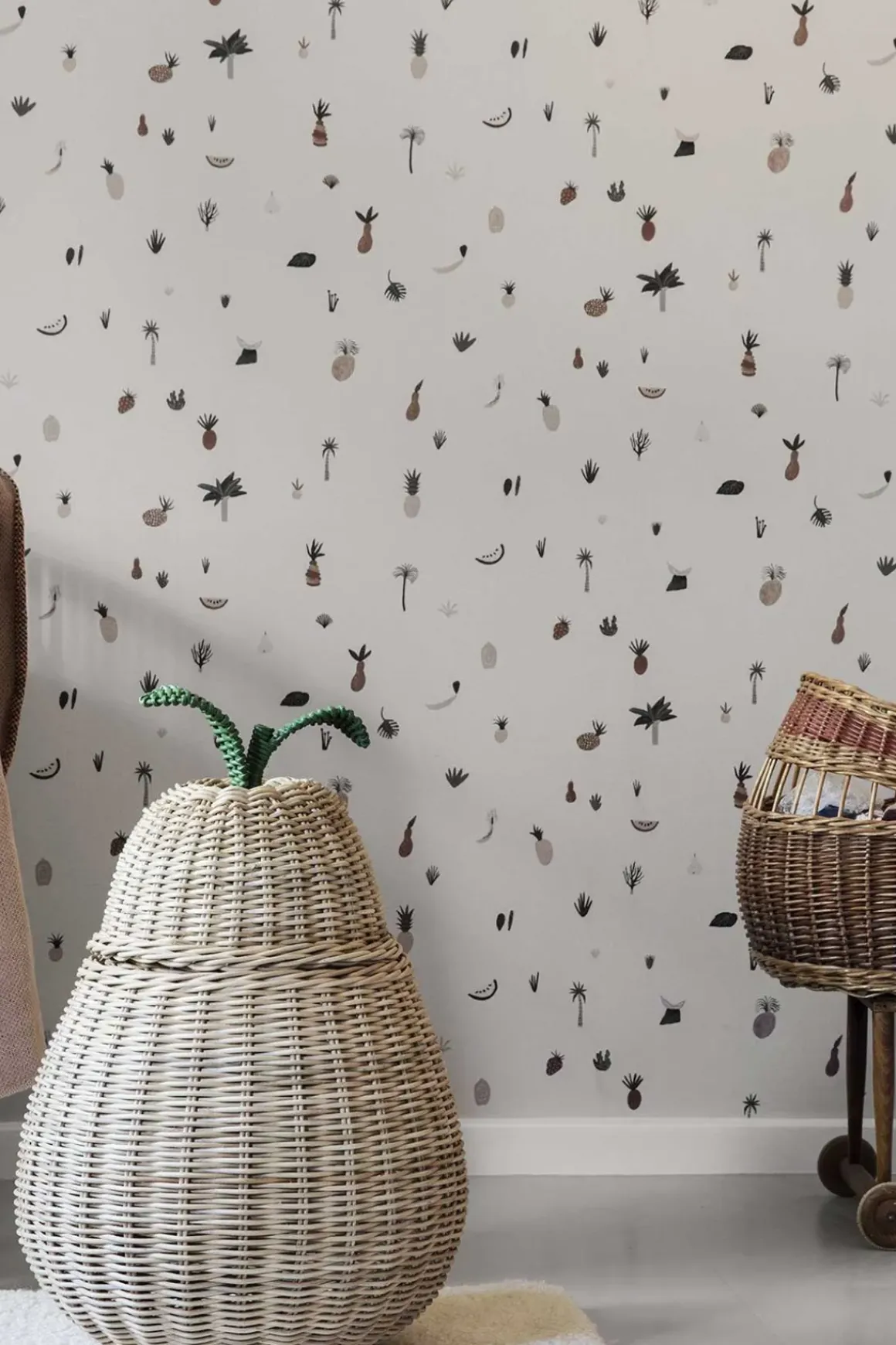 Kurv - Pear Dia35xH59cm Braided Rattan