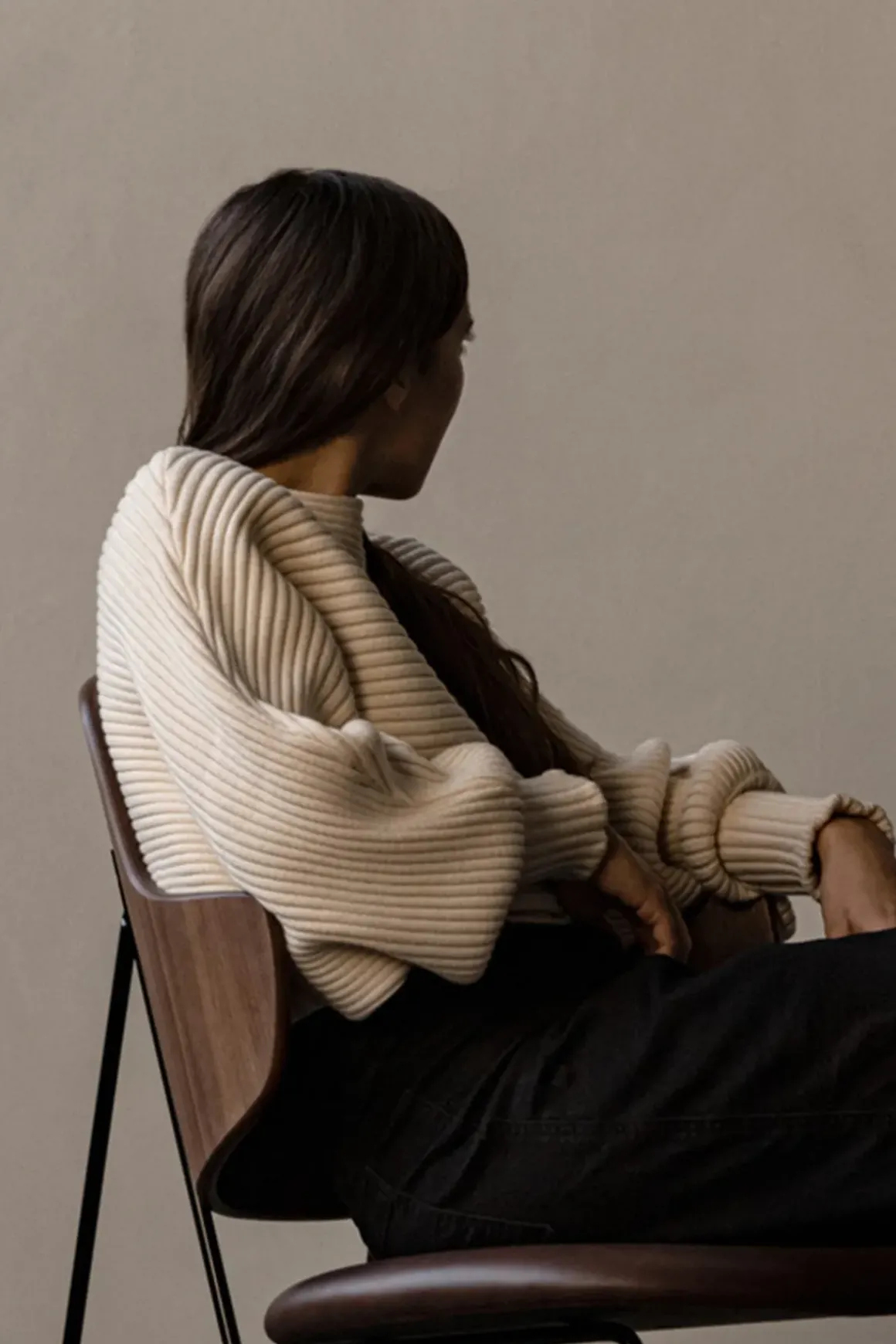 Lenestol - The Penguin Lounge 329 Dakar, Black Steel, Walnut