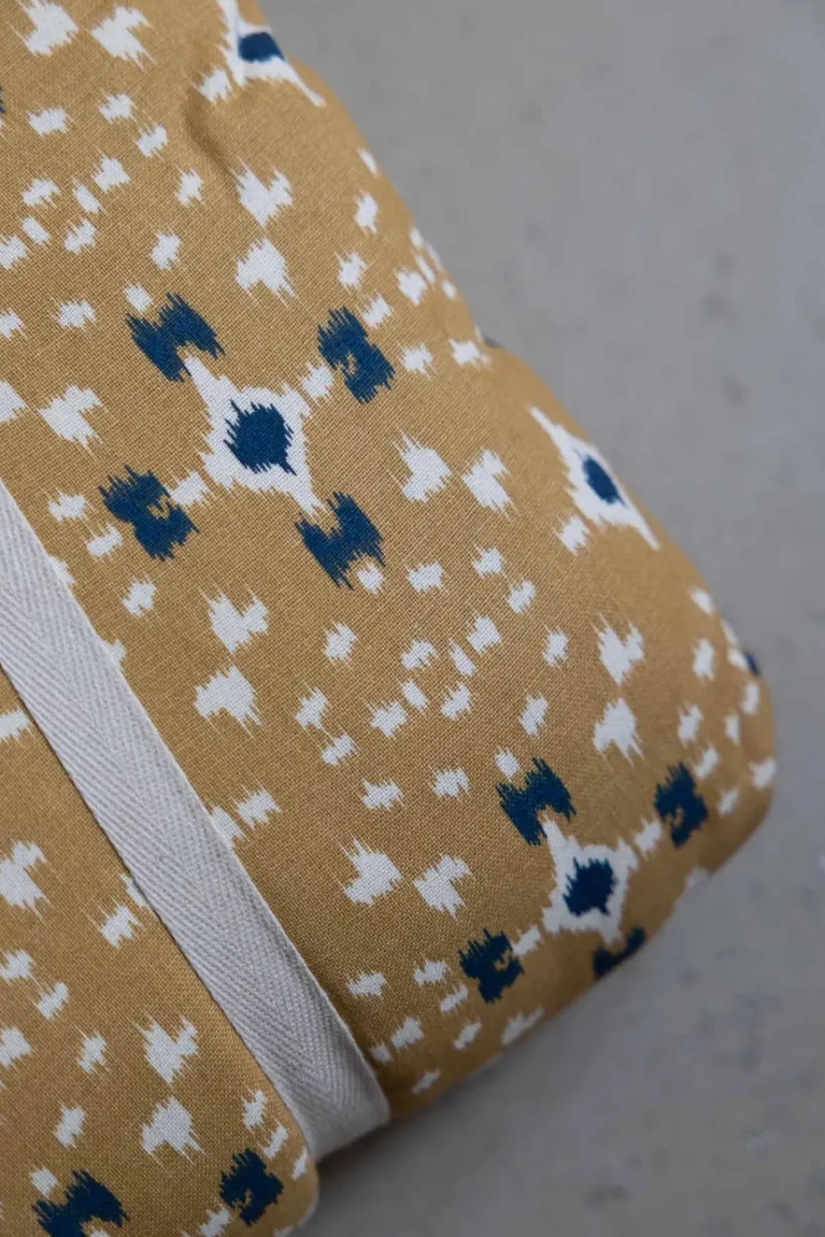 Madrass - 60x100cm Mustard/Off-White/Dark Blue