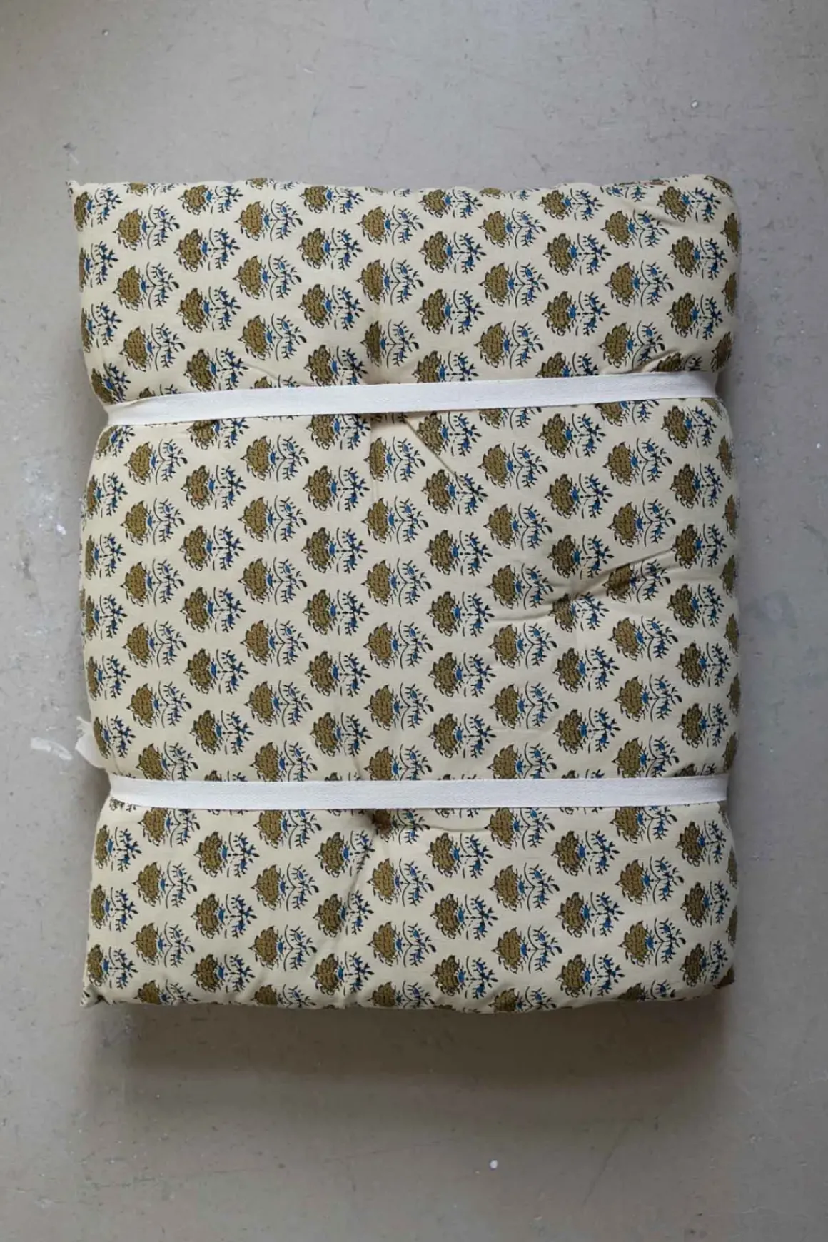 Madrass - 60x100cm Off-White/Green/Blue/Black