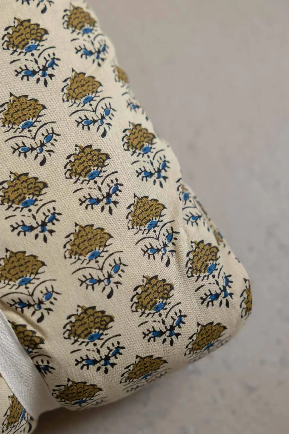 Madrass - 60x100cm Off-White/Green/Blue/Black