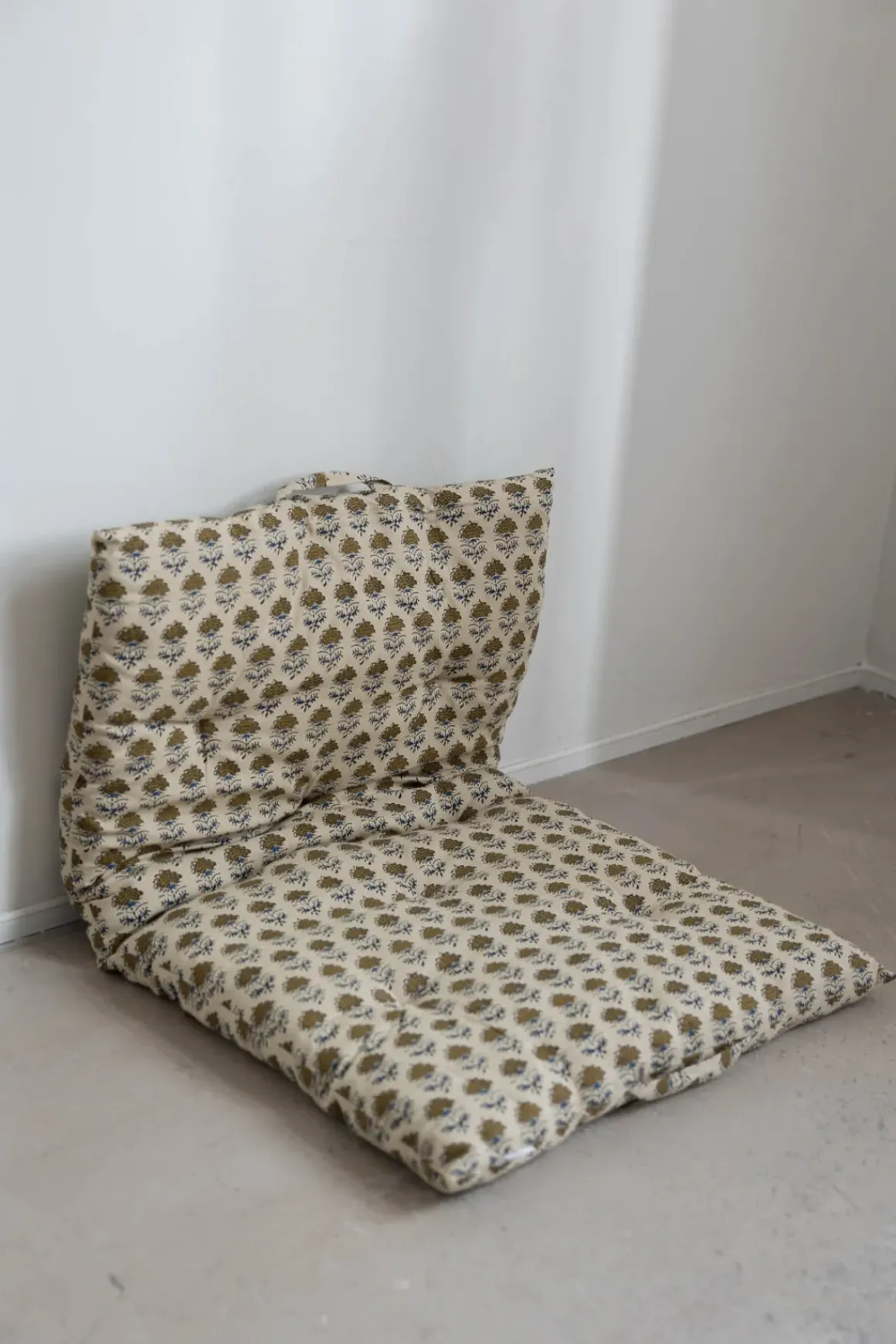 Madrass - 60x100cm Off-White/Green/Blue/Black