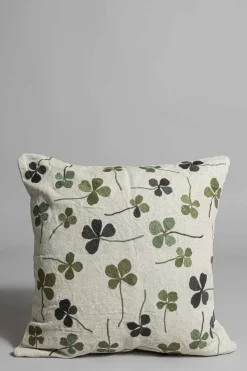 Putetrekk - Clover Embroidered 48x48cm