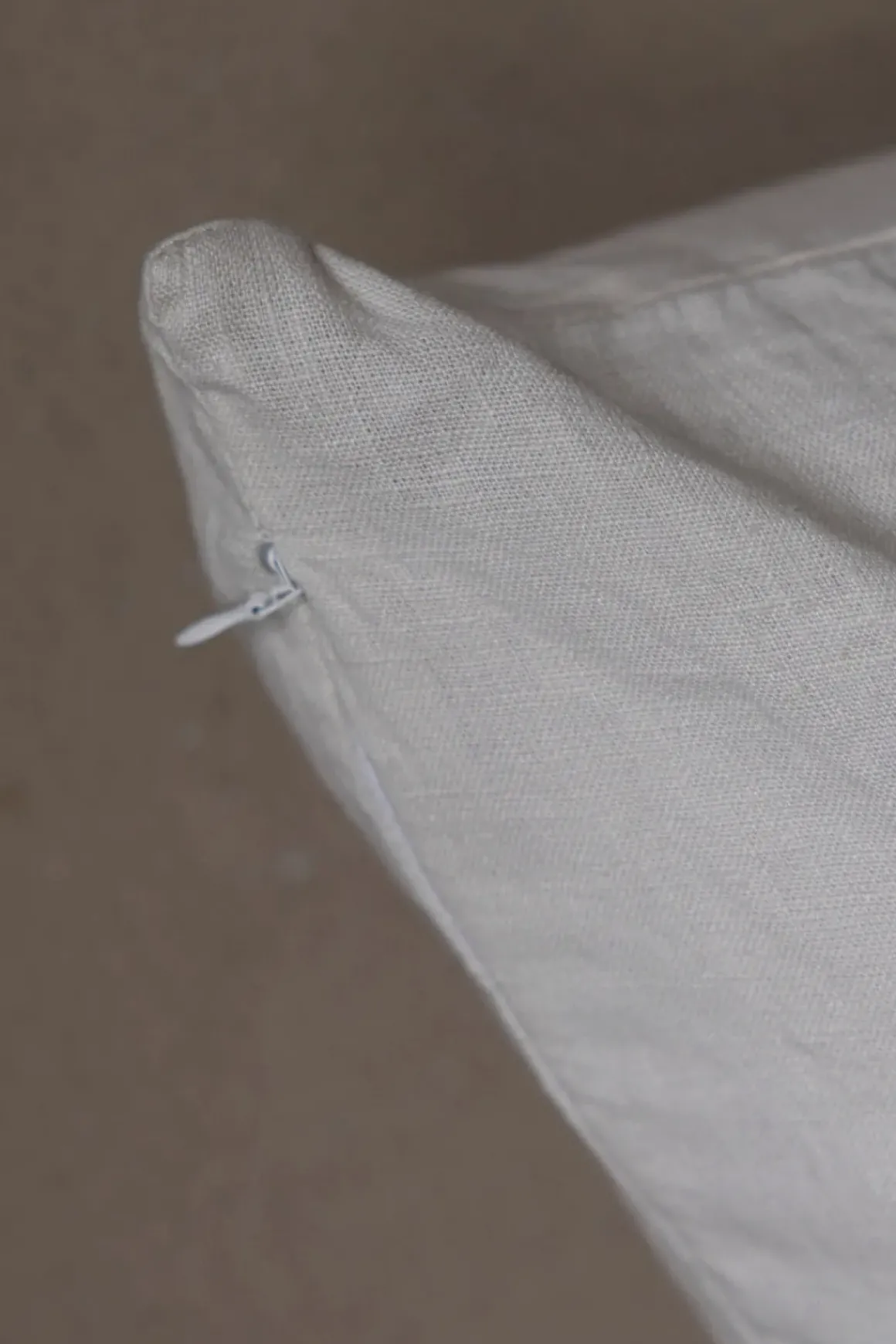 Putetrekk - Sunshine 50x50cm Zip Fog