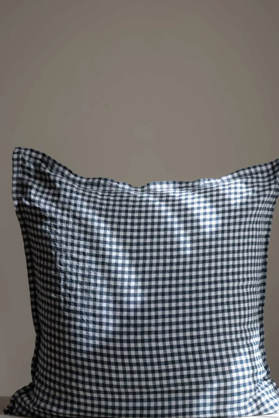 Putetrekk - 65x65cm Anthracite Gingham
