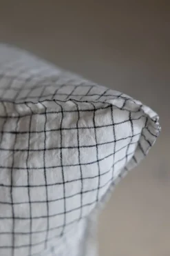 Putetrekk - 65x65cm White/Black Checks