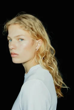 Øredobber - Odile Mini Earrings Gold