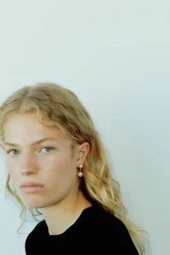 Øredobber - Odile Pearl Earrings Gold